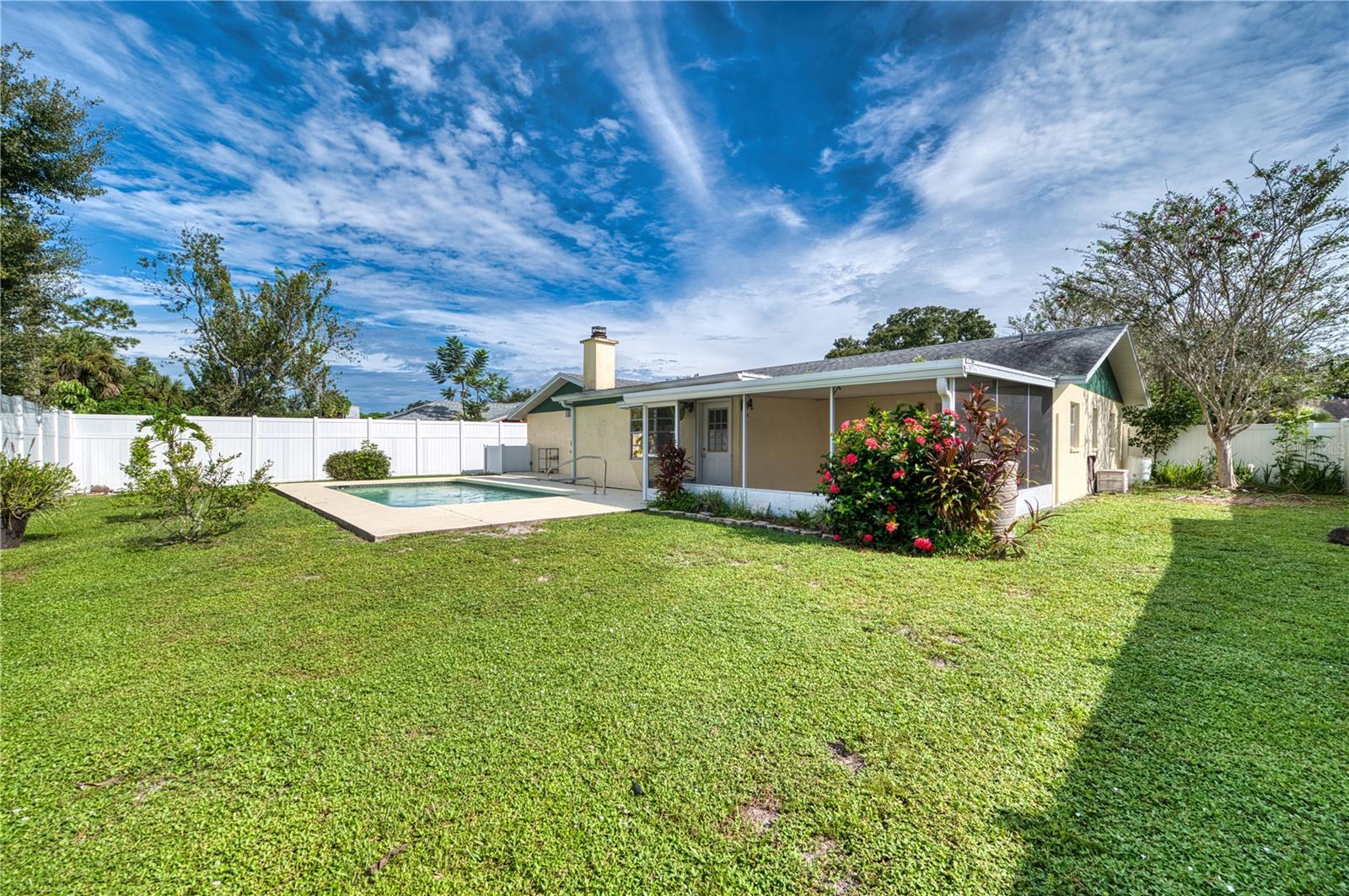 Image 10 of 49 For 4813 Habana Drive