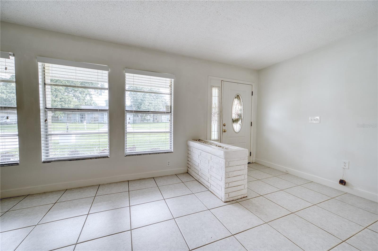 Image 11 of 49 For 4813 Habana Drive