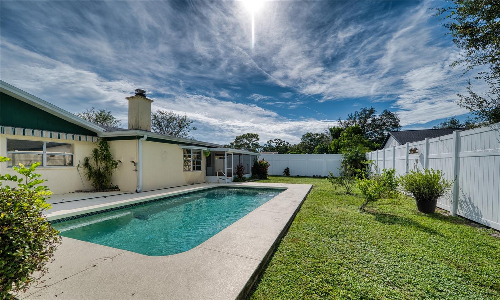 Image 33 of 49 For 4813 Habana Drive