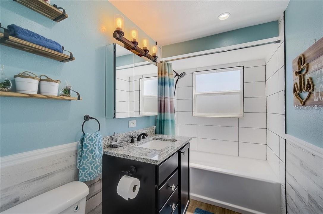 Image 11 of 13 For 716 Ixora Avenue