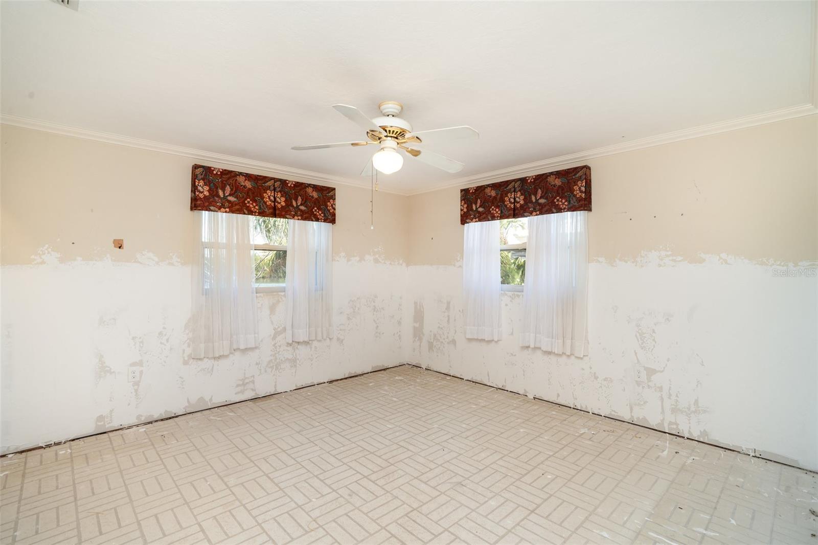 Image 10 of 25 For 10427 Spoonbill Road W