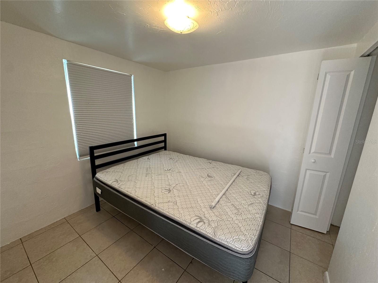 Image 6 of 9 For 3412 Clarinda Street 8