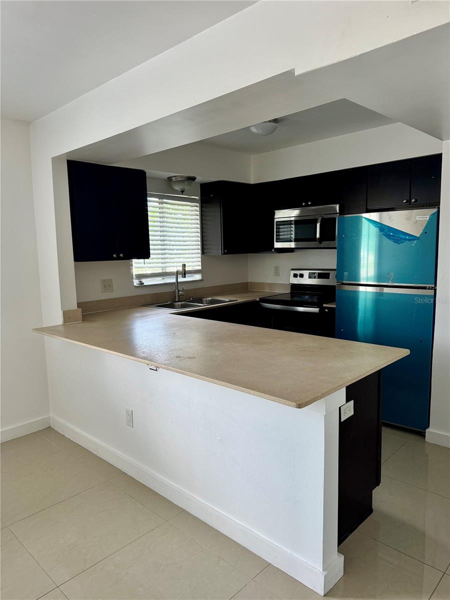 Image 2 of 21 For 13300 Walsingham Road 123