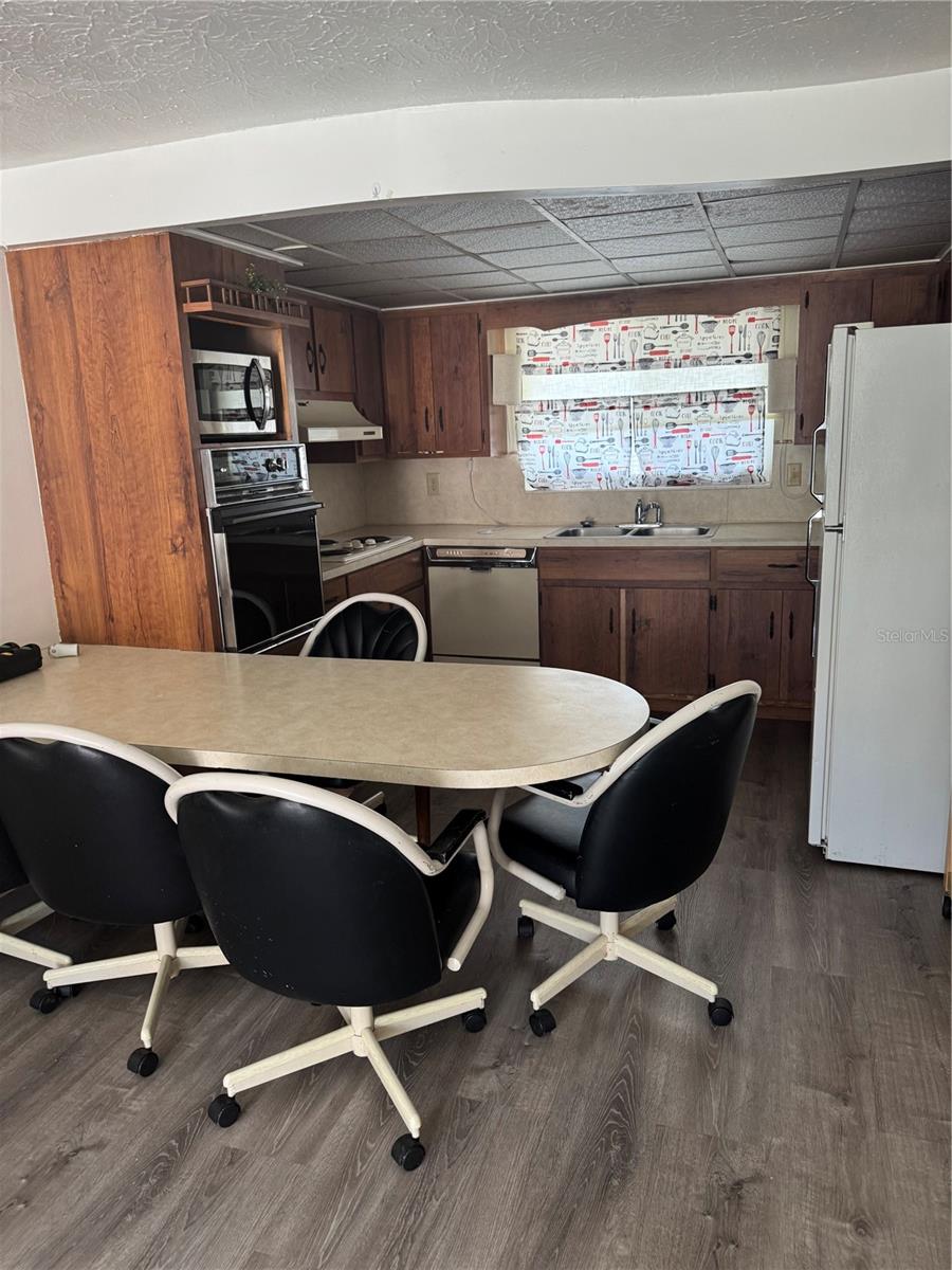 Image 9 of 9 For 3412 Clarinda Street 10