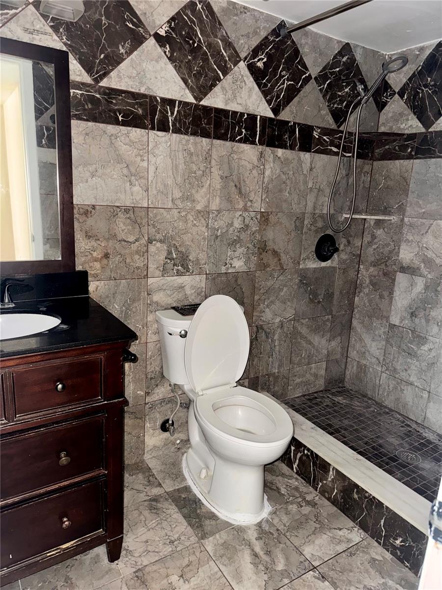 Image 9 of 21 For 13300 Walsingham Road 161