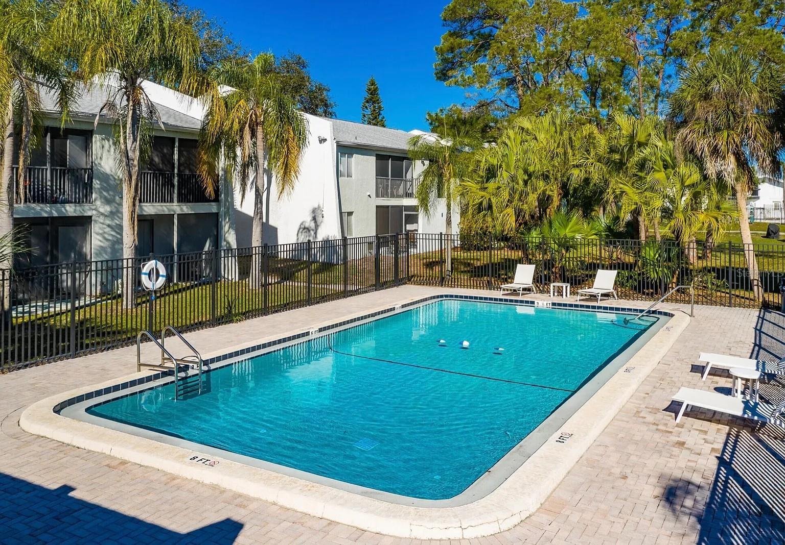 Image 11 of 20 For 13300 Walsingham Road 9