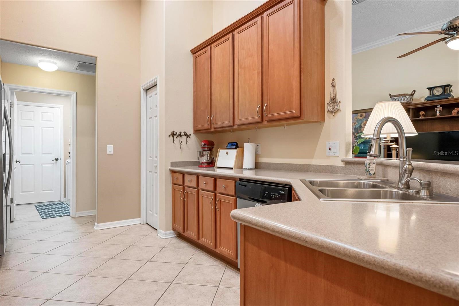 Image 21 of 54 For 6215 90th Avenue Circle E