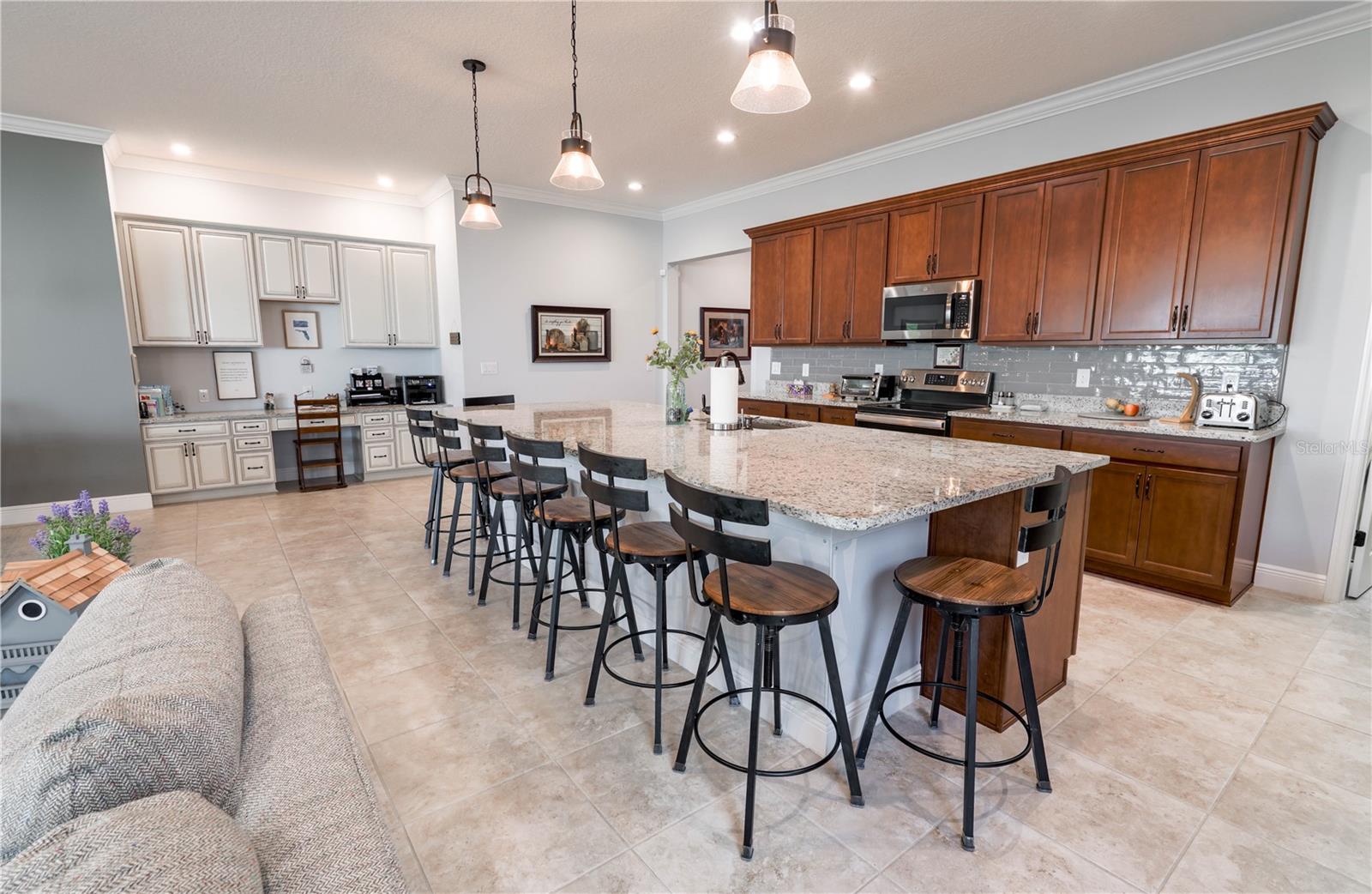 Image 11 of 45 For 15456 Gilligan Court