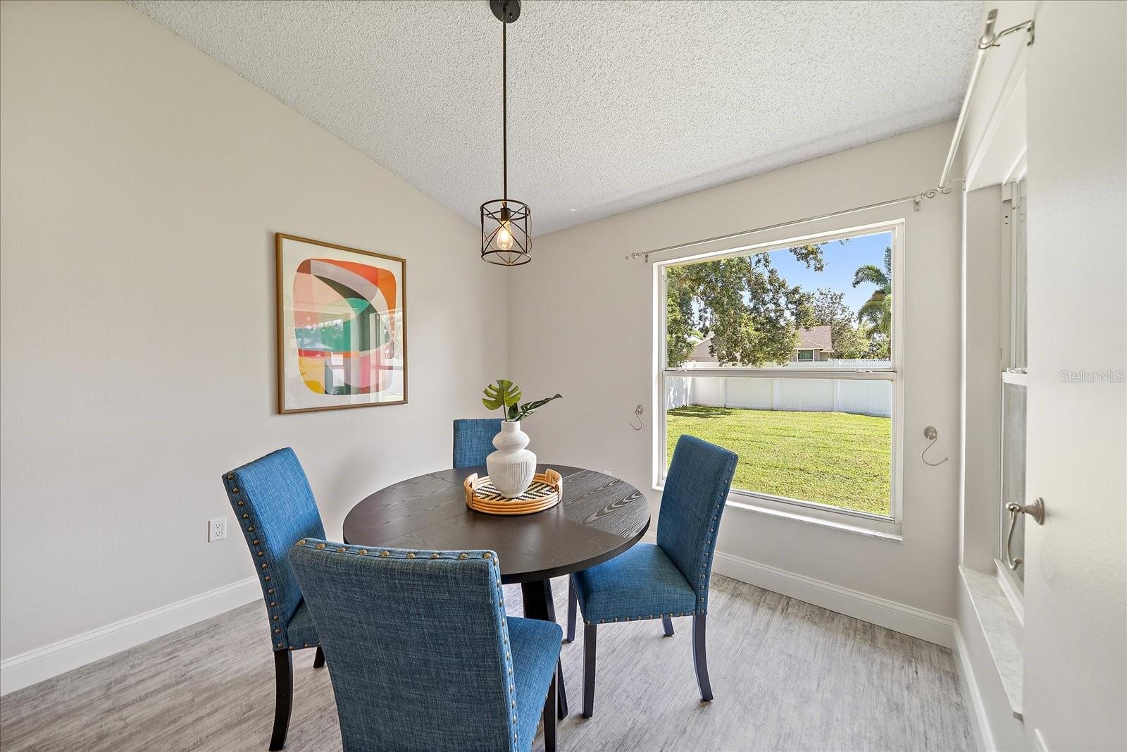 Image 18 of 48 For 4109 14th Avenue E