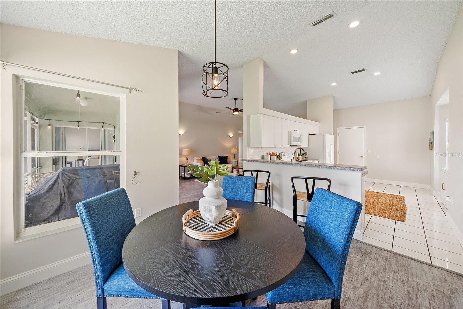 Image 19 of 48 For 4109 14th Avenue E