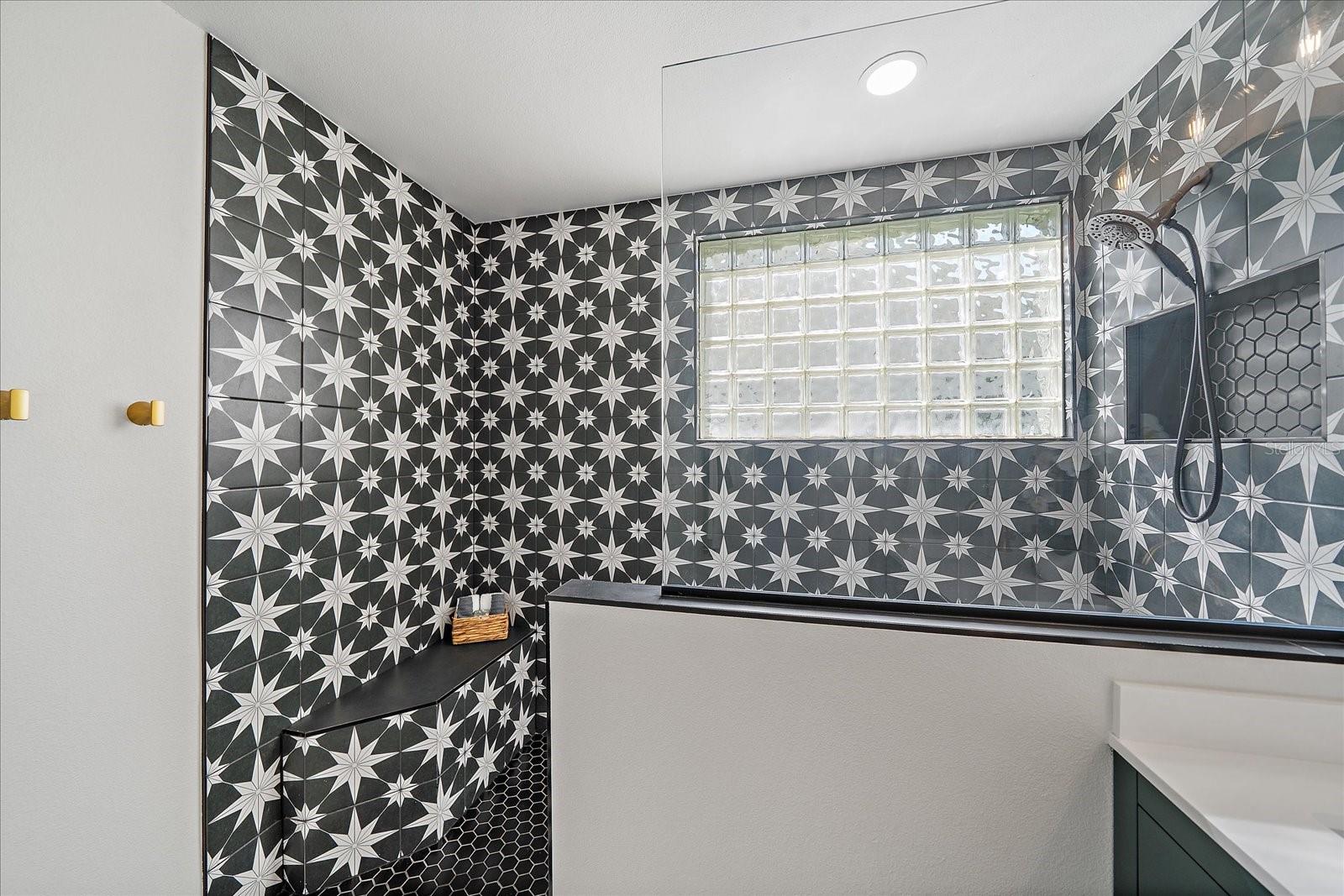 Image 30 of 48 For 4109 14th Avenue E