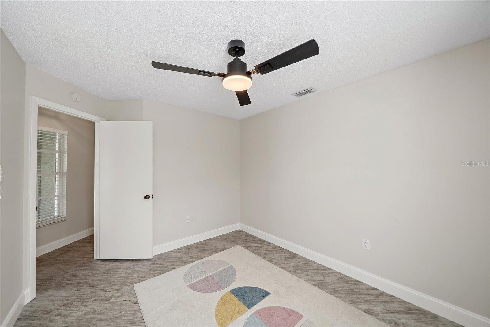 Image 33 of 48 For 4109 14th Avenue E