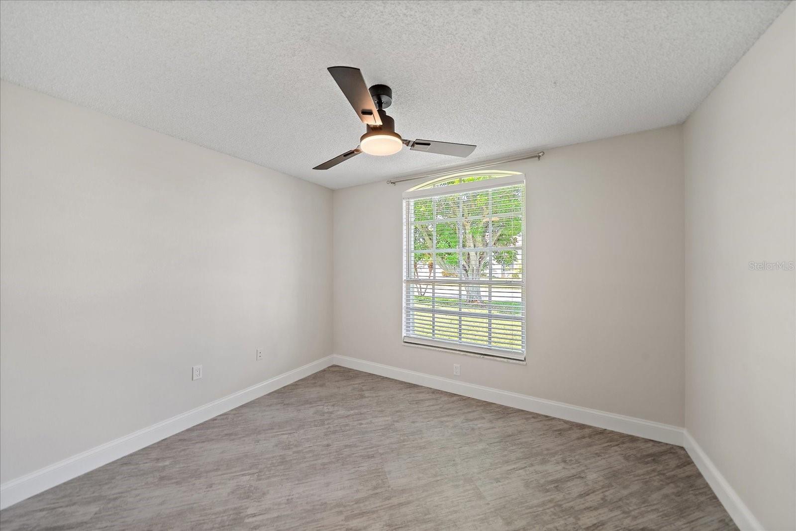Image 35 of 48 For 4109 14th Avenue E