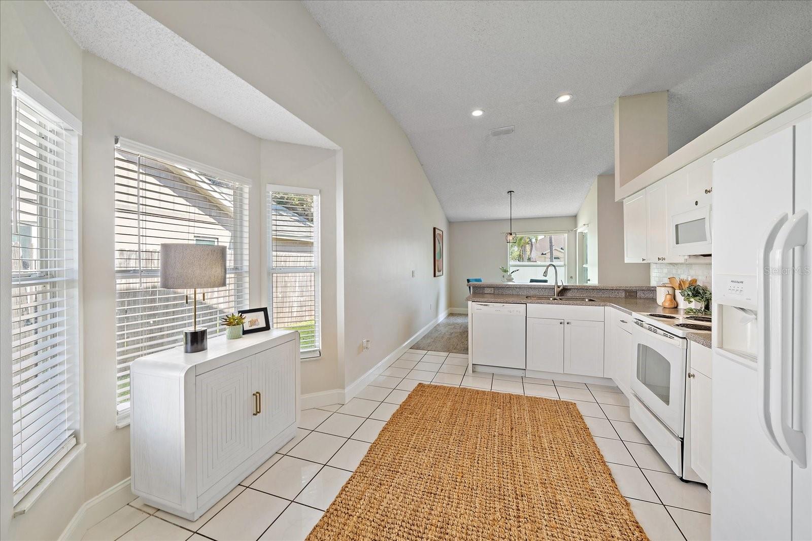 Image 8 of 48 For 4109 14th Avenue E