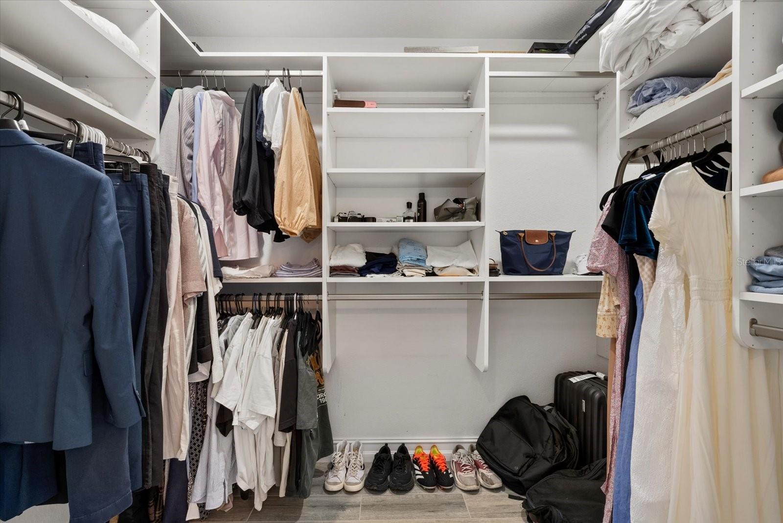 Image 21 of 28 For 6199 Abesaid Avenue