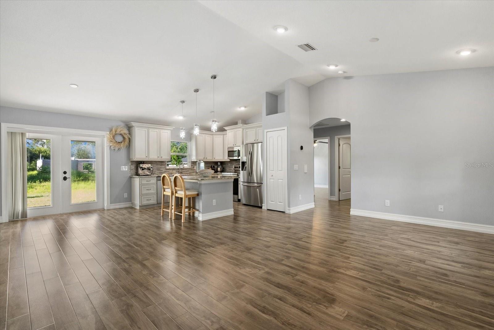 Image 3 of 28 For 6199 Abesaid Avenue