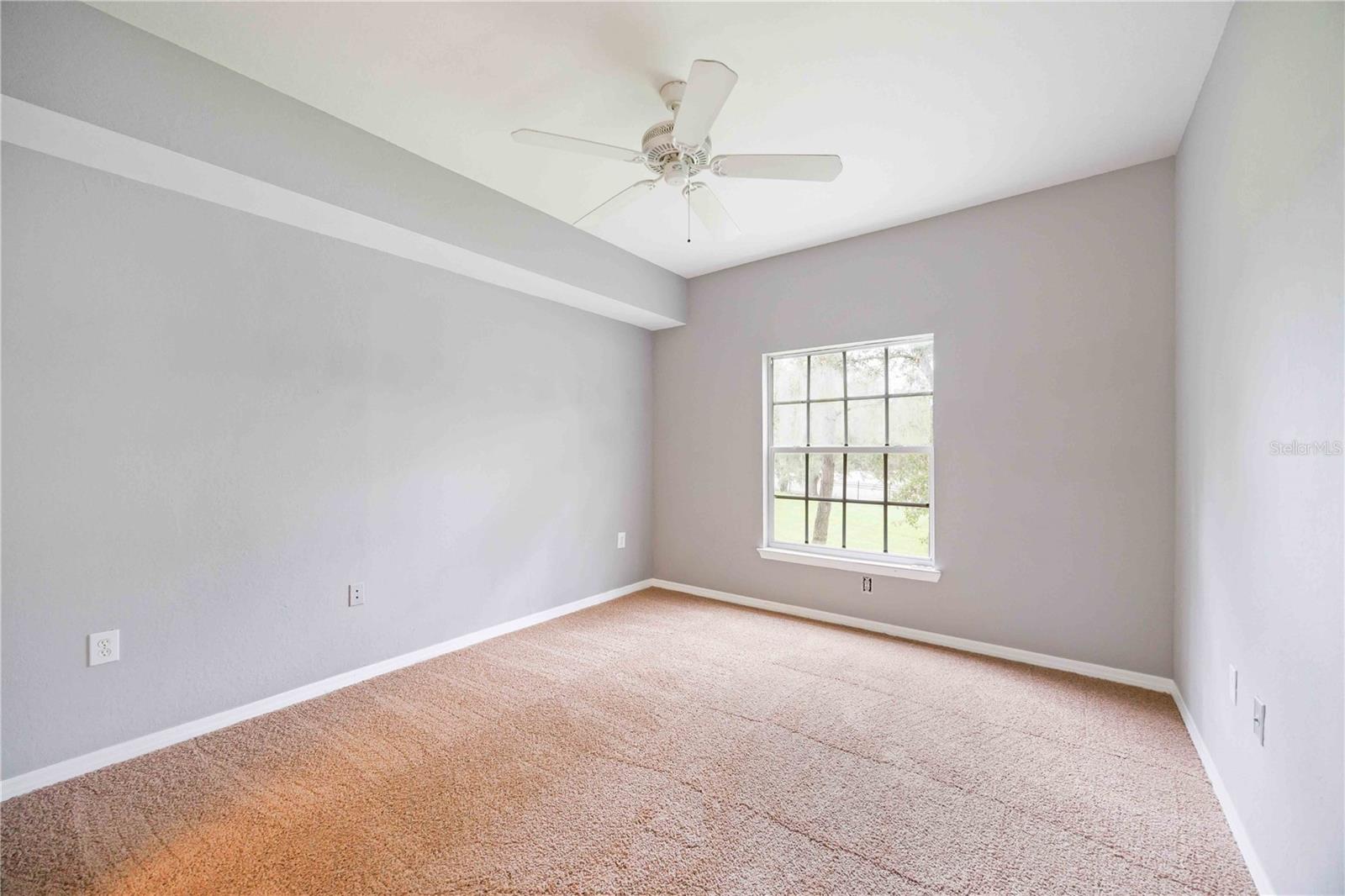 Image 18 of 38 For 5122 Northridge Road 207