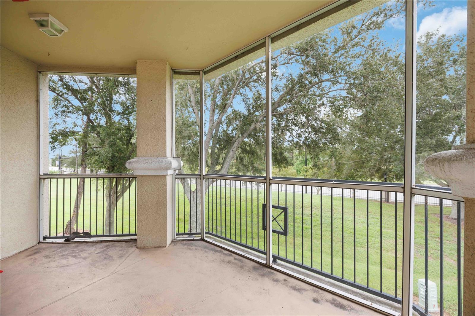 Image 26 of 38 For 5122 Northridge Road 207