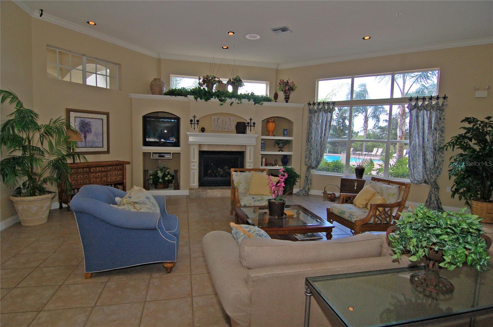 Image 15 of 18 For 5152 Northridge Road 104