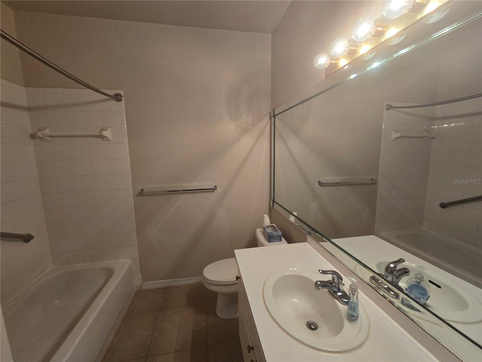 Image 3 of 18 For 5152 Northridge Road 104