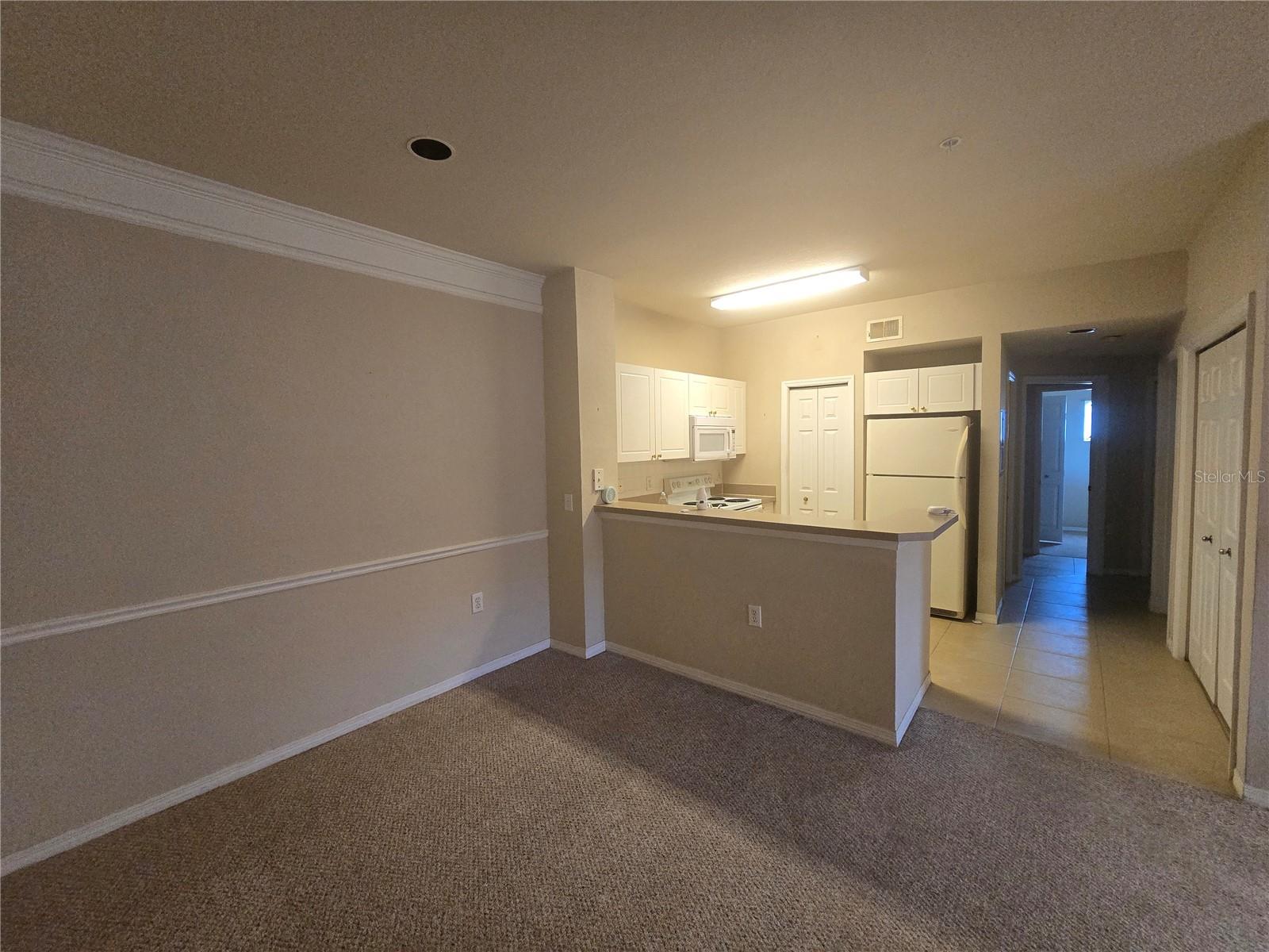 Image 8 of 18 For 5152 Northridge Road 104
