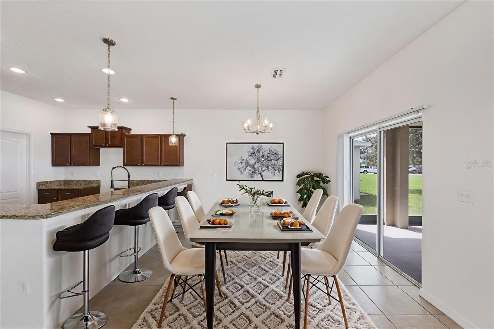 Image 10 of 39 For 910 Seminole Sky Drive