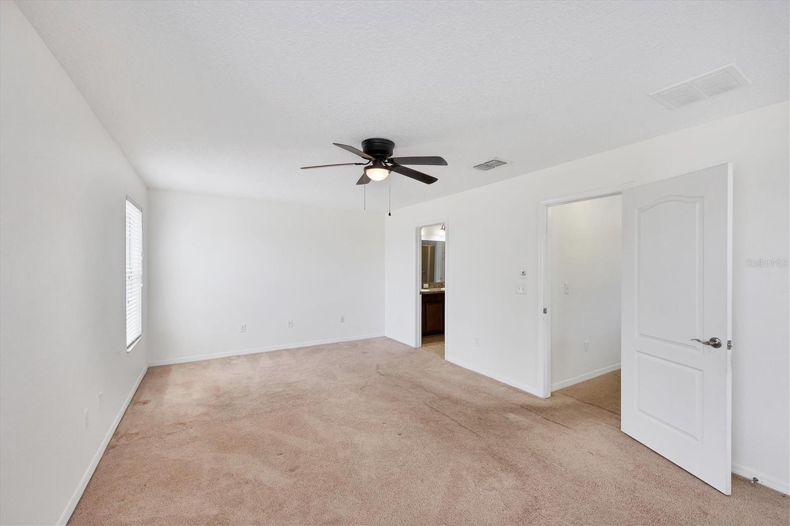 Image 30 of 39 For 910 Seminole Sky Drive