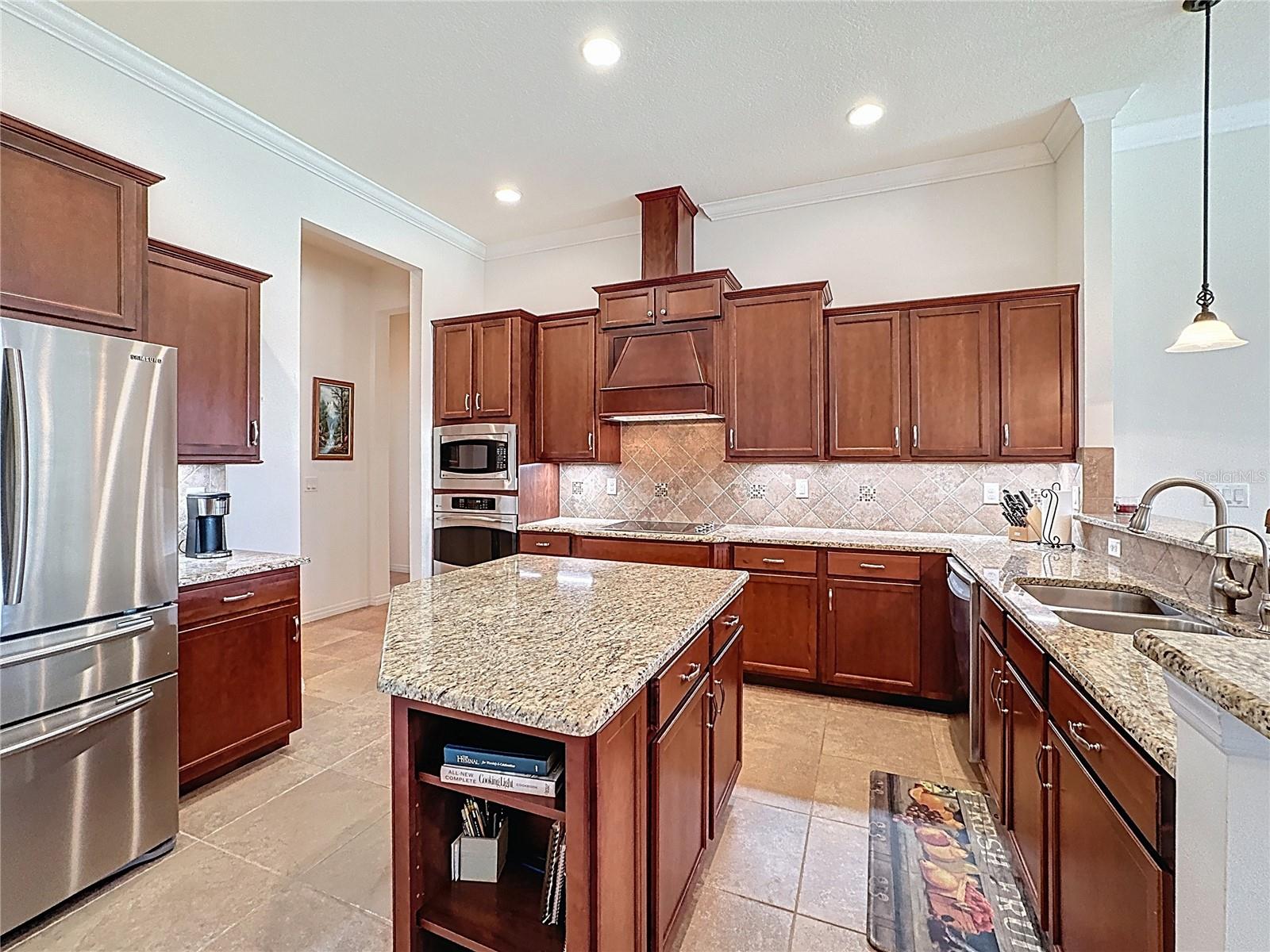 Image 11 of 61 For 324 165th Court Ne