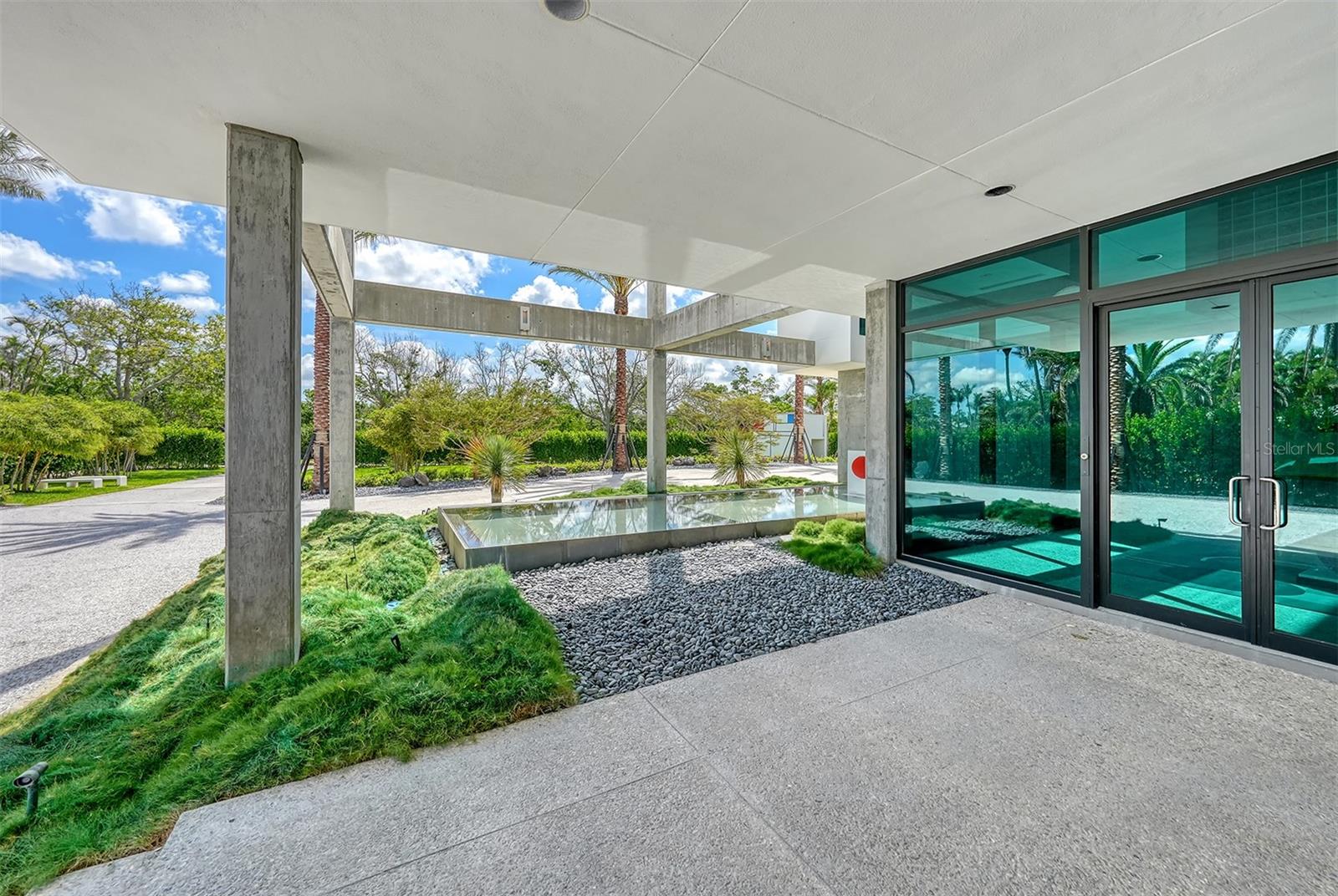 Image 11 of 55 For 8250 Sanderling Road