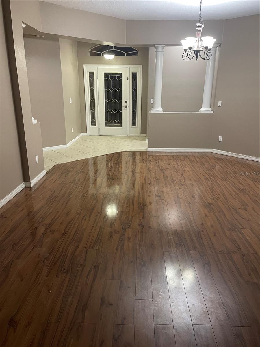 Image 4 of 18 For 1838 Palmerston Circle