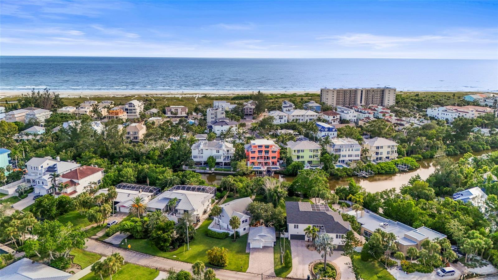 Image 62 of 69 For 430 Island Circle