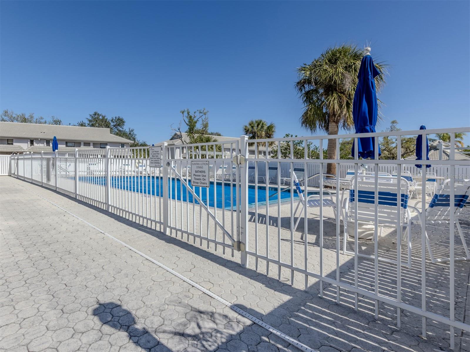 Image 29 of 50 For 926 Capri Isles Boulevard 228