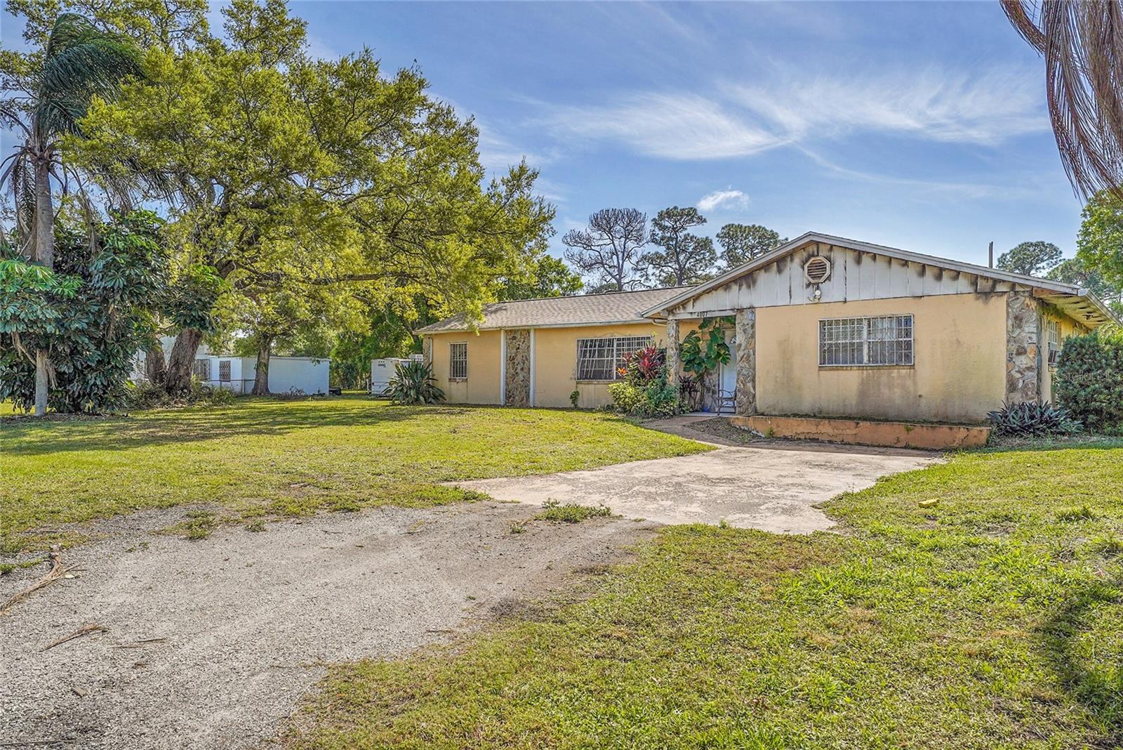 Image 3 of 18 For 4007 Avenue M