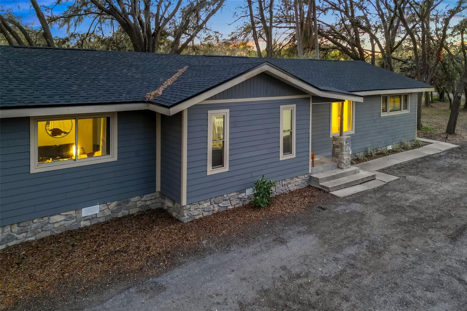 Image 31 of 42 For 14450 Manatee Road