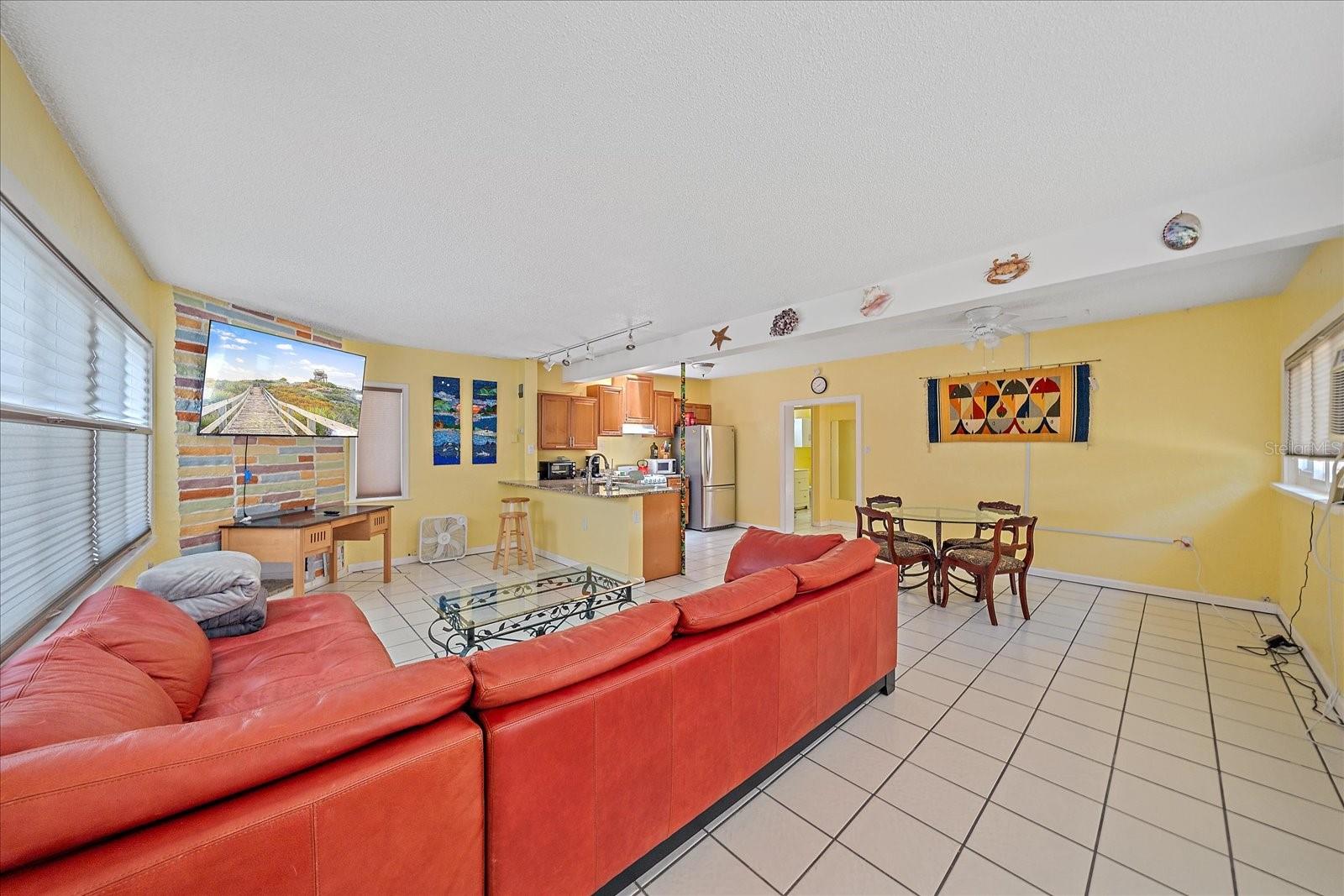 Image 17 of 45 For 4859 Commonwealth Drive