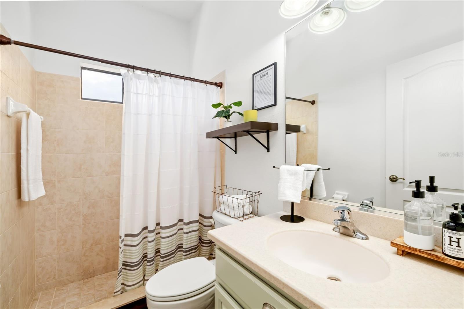 Image 32 of 70 For 6627 Turnstone Lane