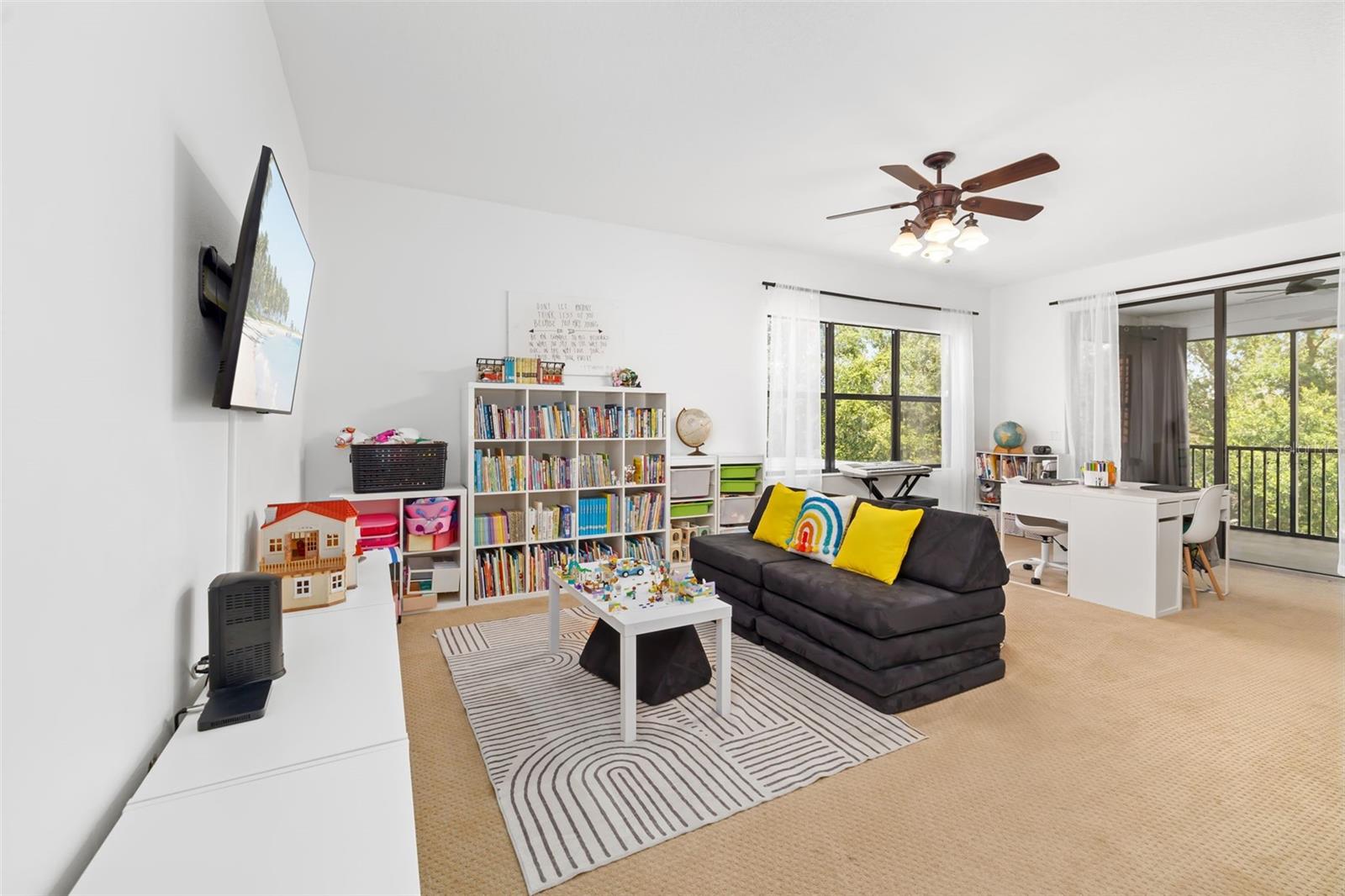 Image 4 of 70 For 6627 Turnstone Lane