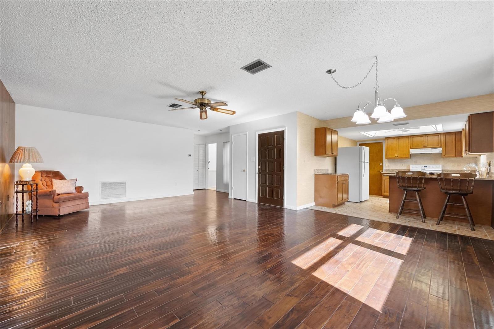 Image 3 of 21 For 3212 Elmer Street