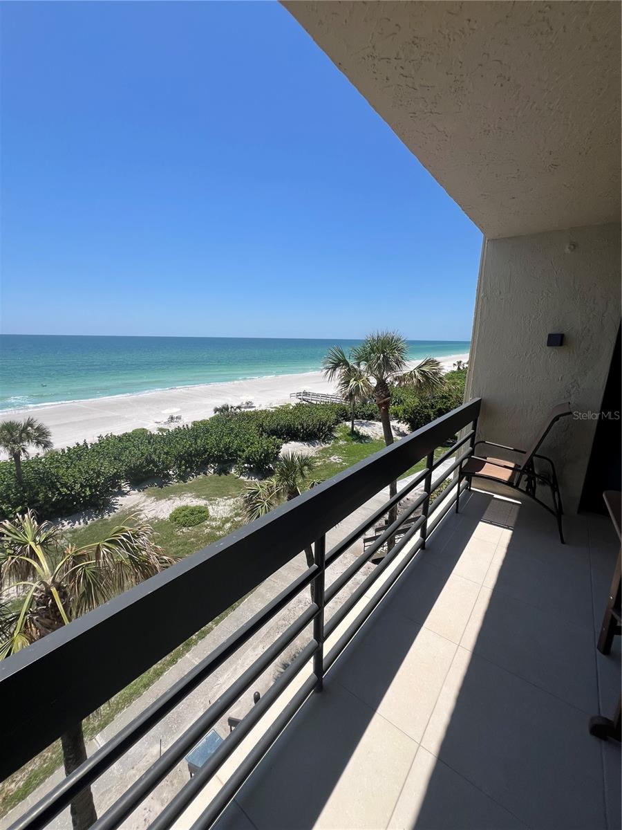 Image 6 of 9 For 1055 Gulf Of Mexico Drive 305