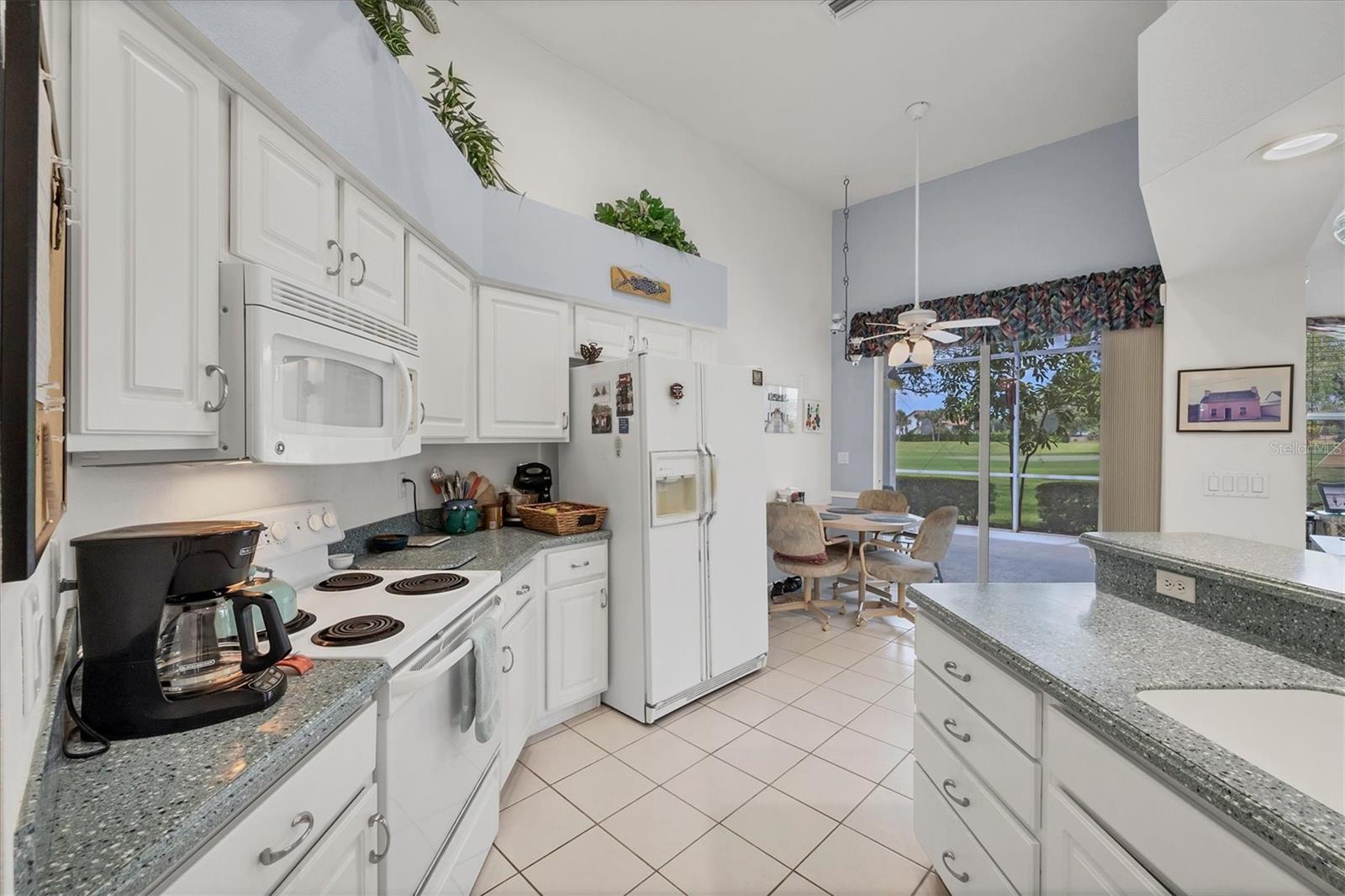Image 14 of 57 For 4058 Caddie Drive E