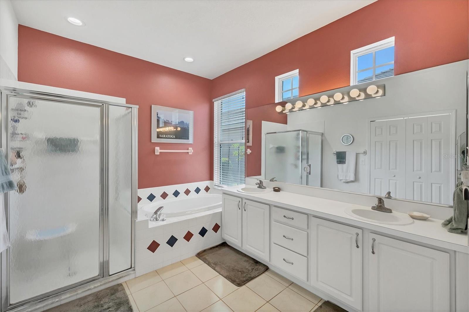 Image 18 of 57 For 4058 Caddie Drive E