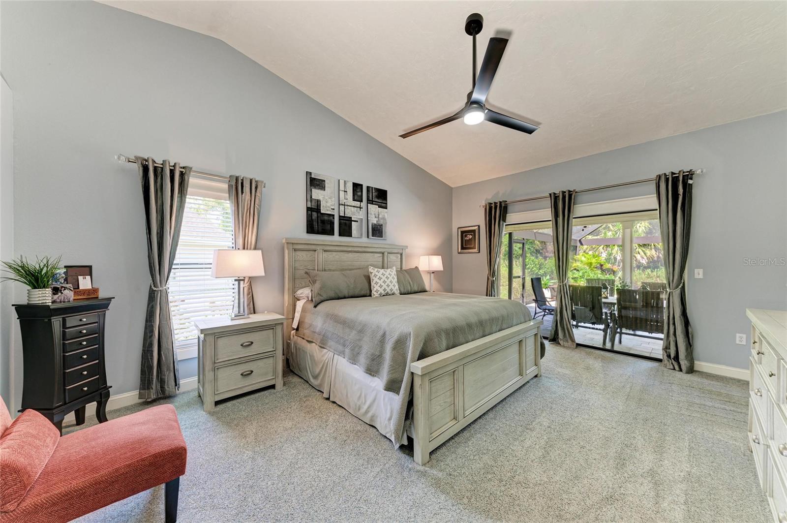 Image 30 of 69 For 8416 Palm Lakes Court