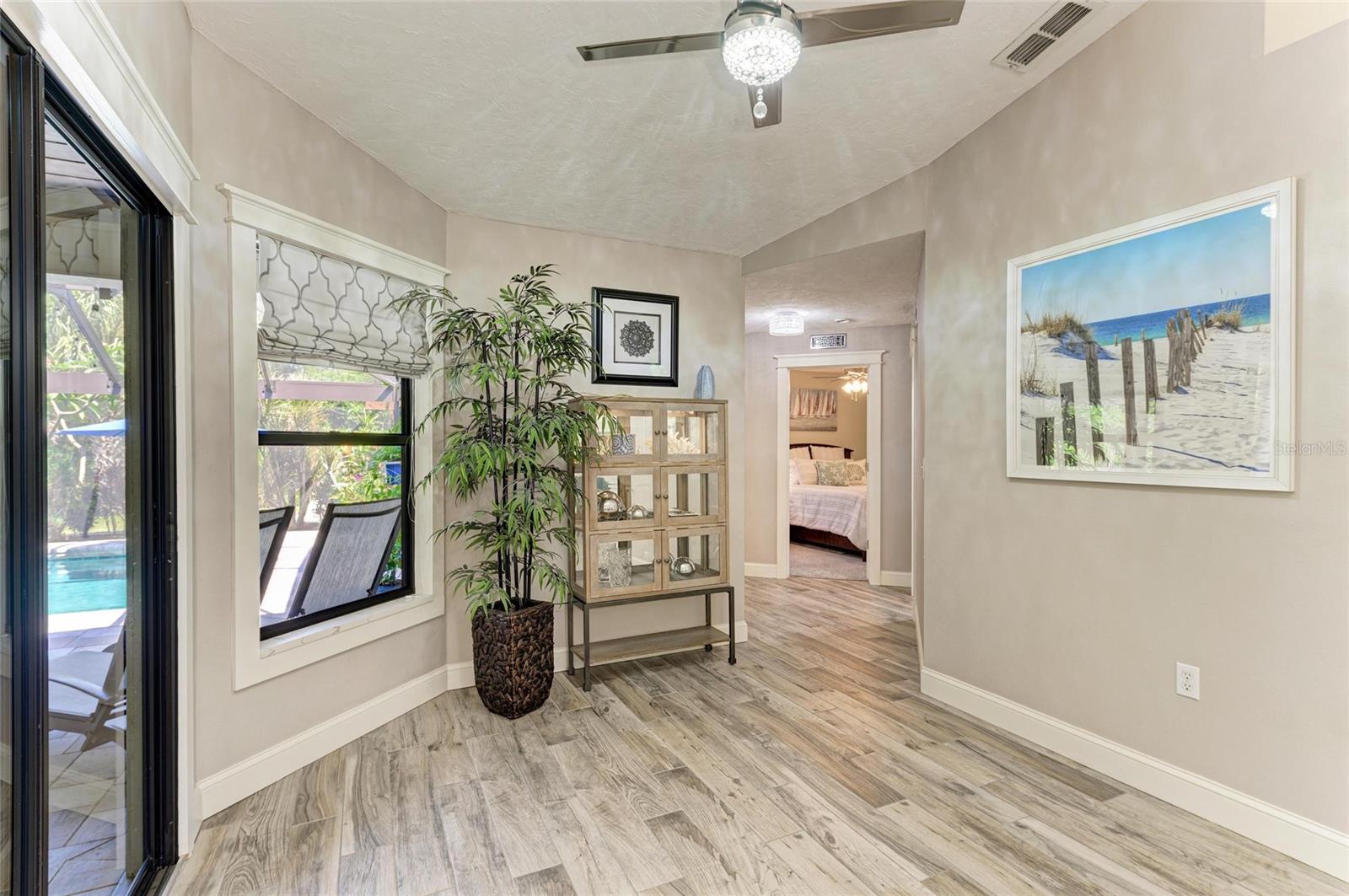 Image 40 of 69 For 8416 Palm Lakes Court