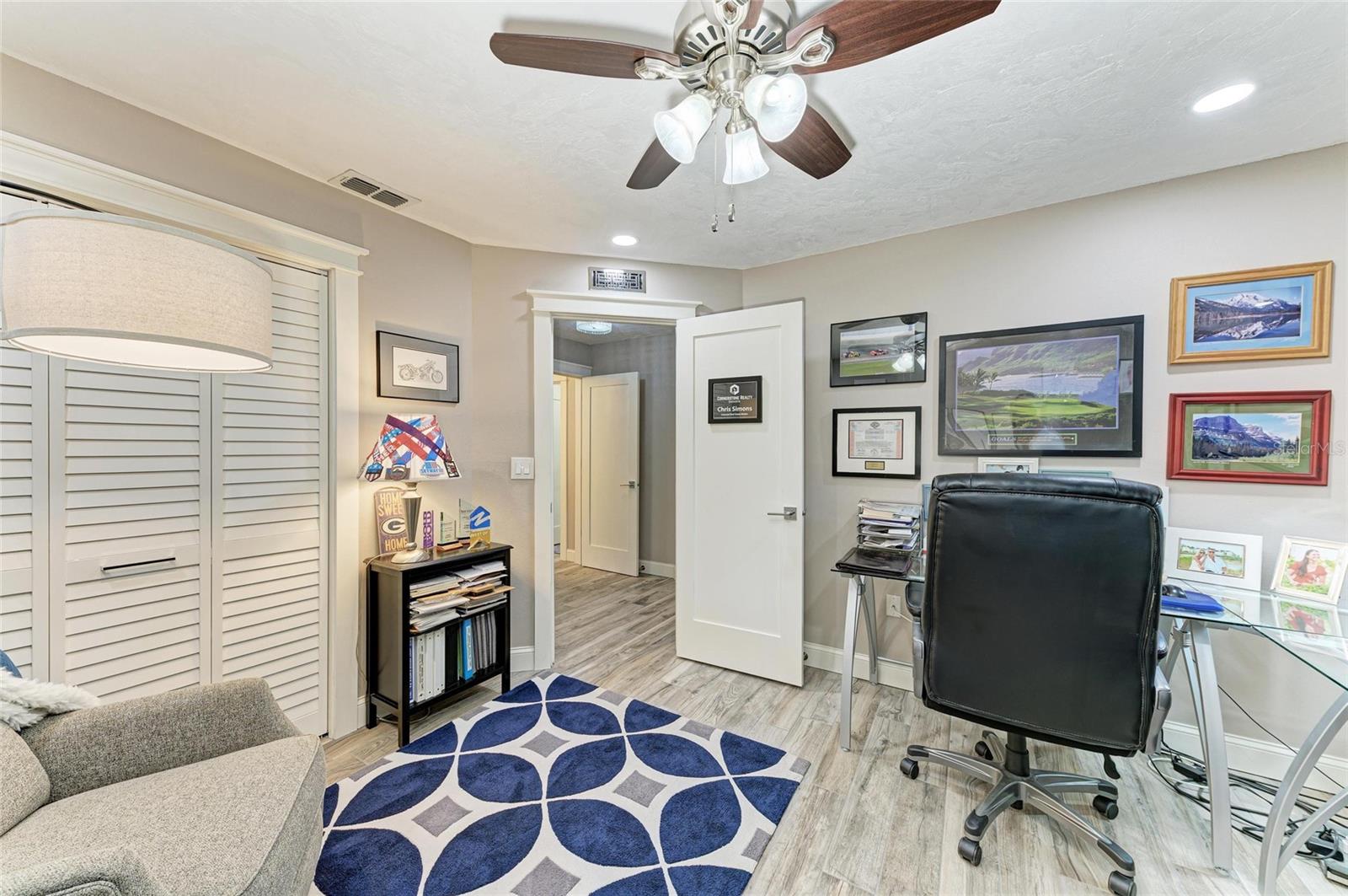Image 46 of 69 For 8416 Palm Lakes Court