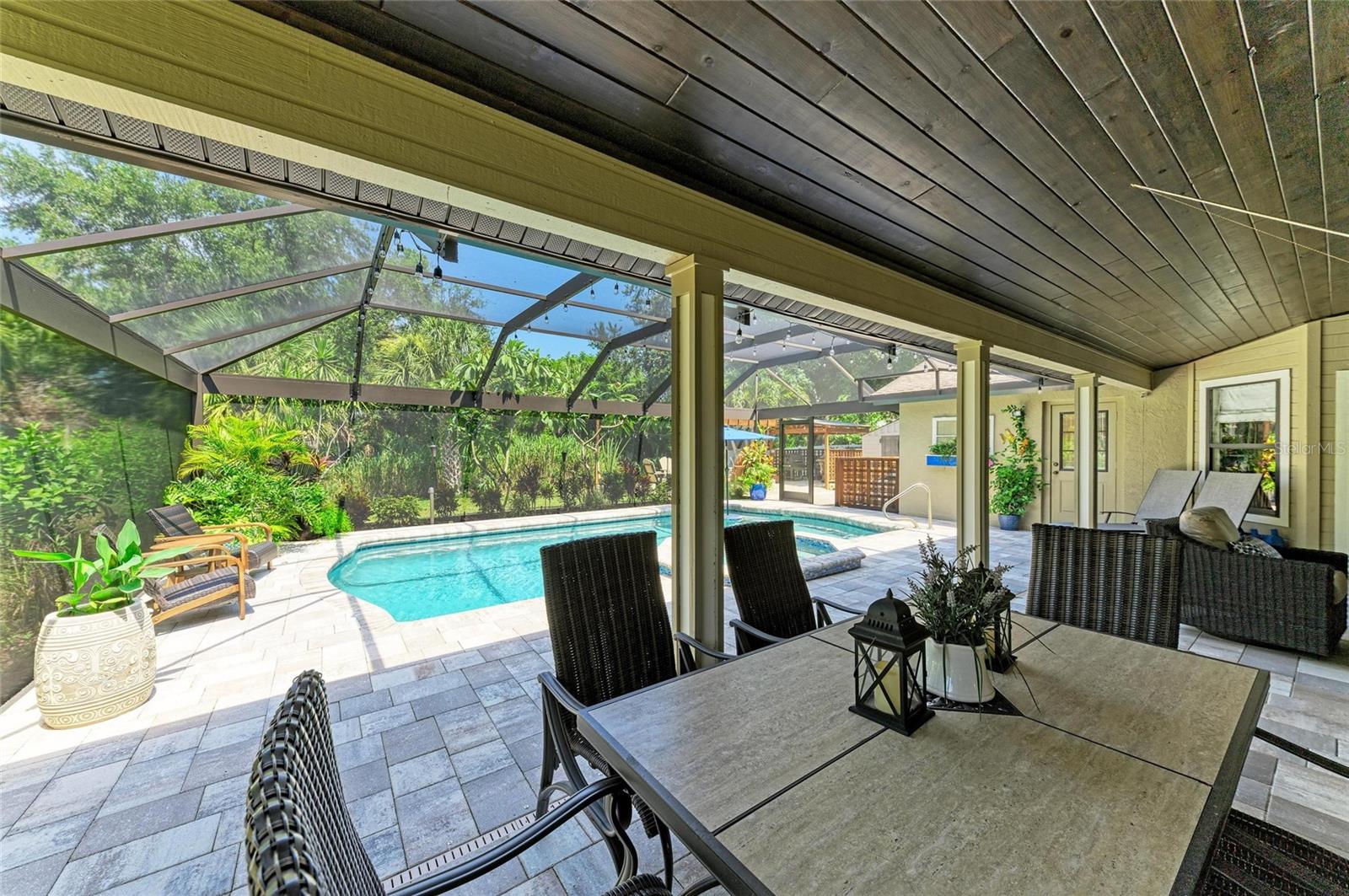 Image 51 of 69 For 8416 Palm Lakes Court