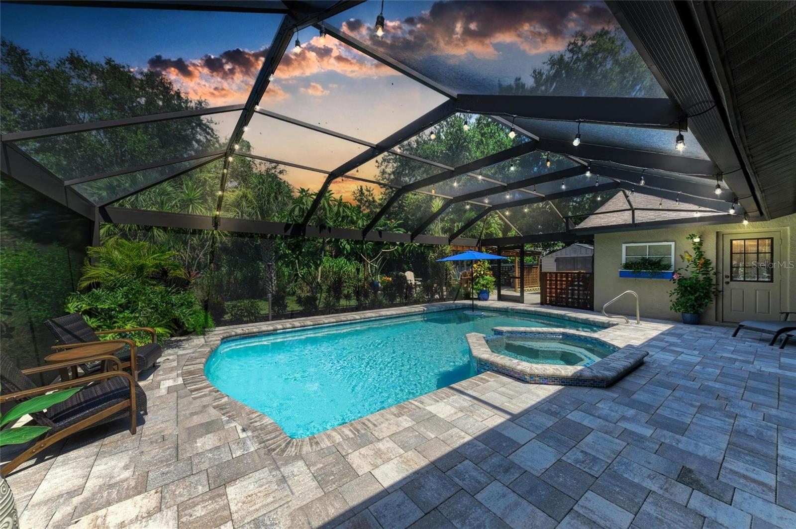 Image 53 of 69 For 8416 Palm Lakes Court