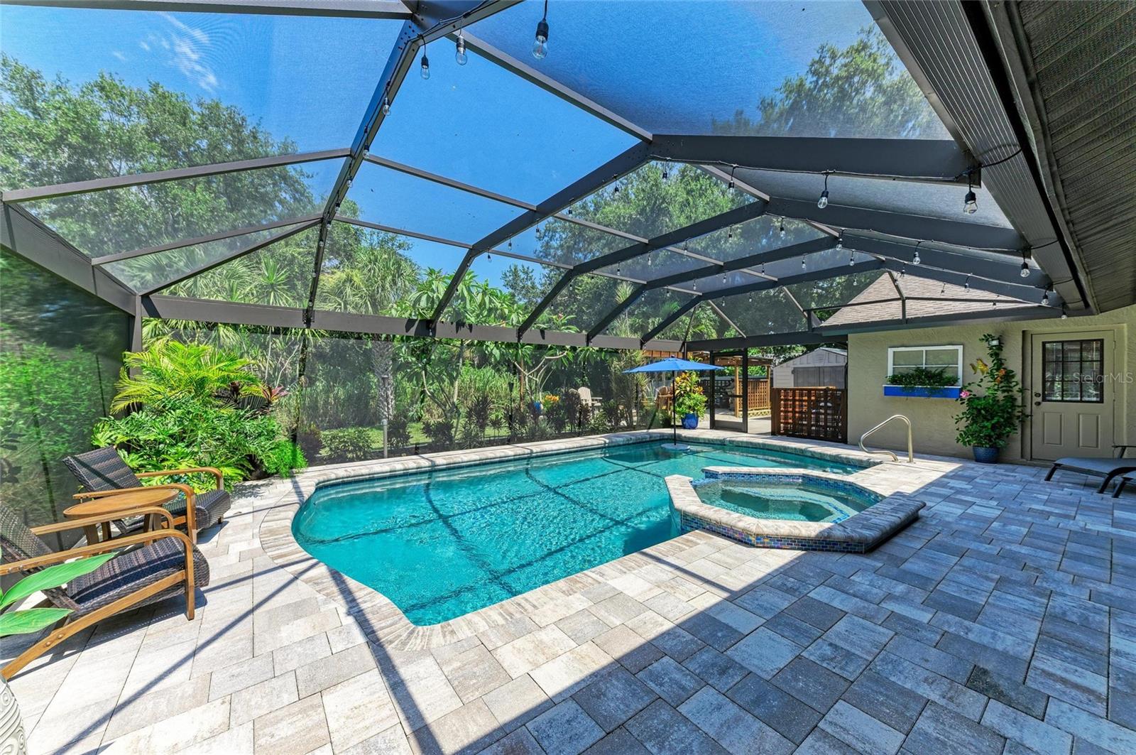 Image 54 of 69 For 8416 Palm Lakes Court