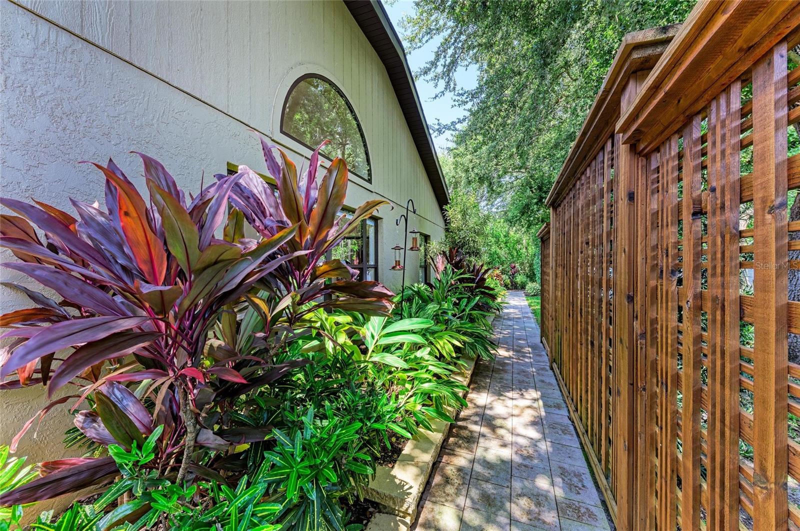 Image 66 of 69 For 8416 Palm Lakes Court