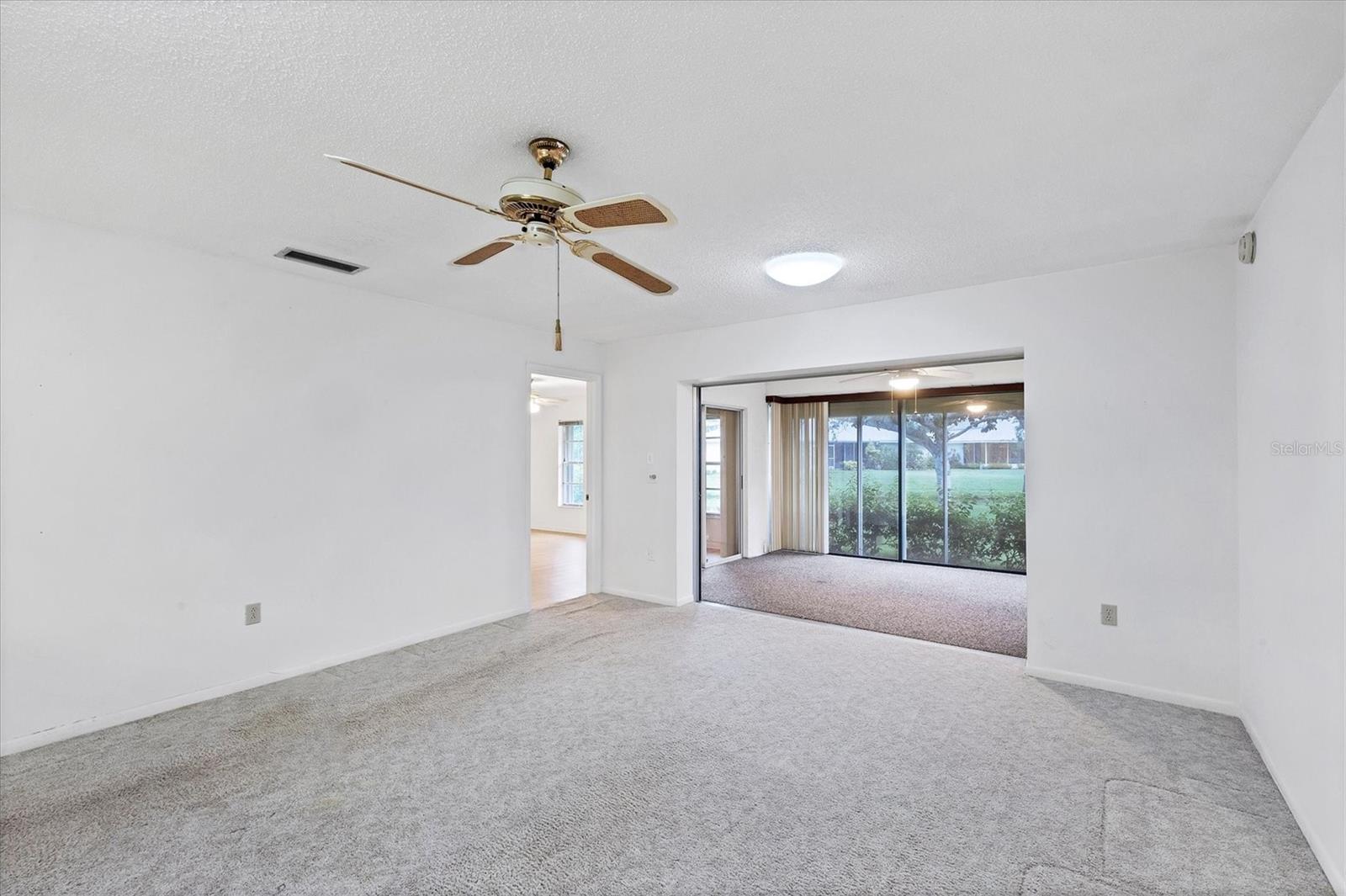 Image 15 of 48 For 3909 Center Gate Circle 5