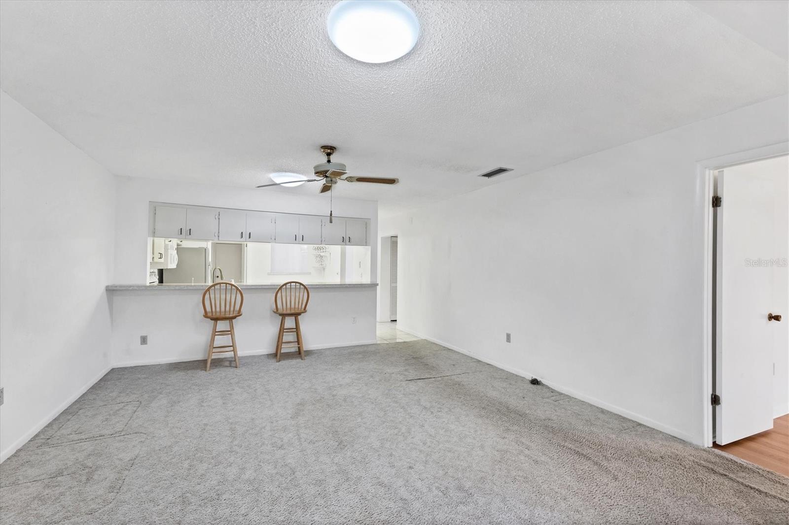 Image 16 of 48 For 3909 Center Gate Circle 5